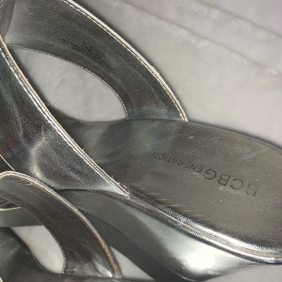 BCBG Silver Wedge Sandals. - Picture 6 of 8